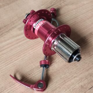 Nabe, Novatec, D042SB, rot, 100mm, 6-Loch Disc, Achse