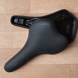 Sattel, SR, Race Stripe